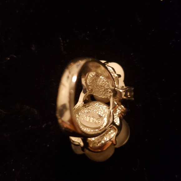 ALDO ROSE AND RHINESTONES STATEMENT RING - Picture 3 of 8